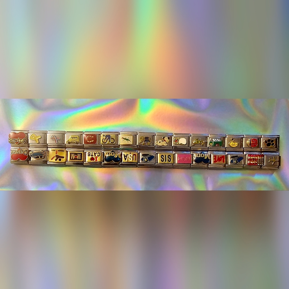 30 Italian Charms